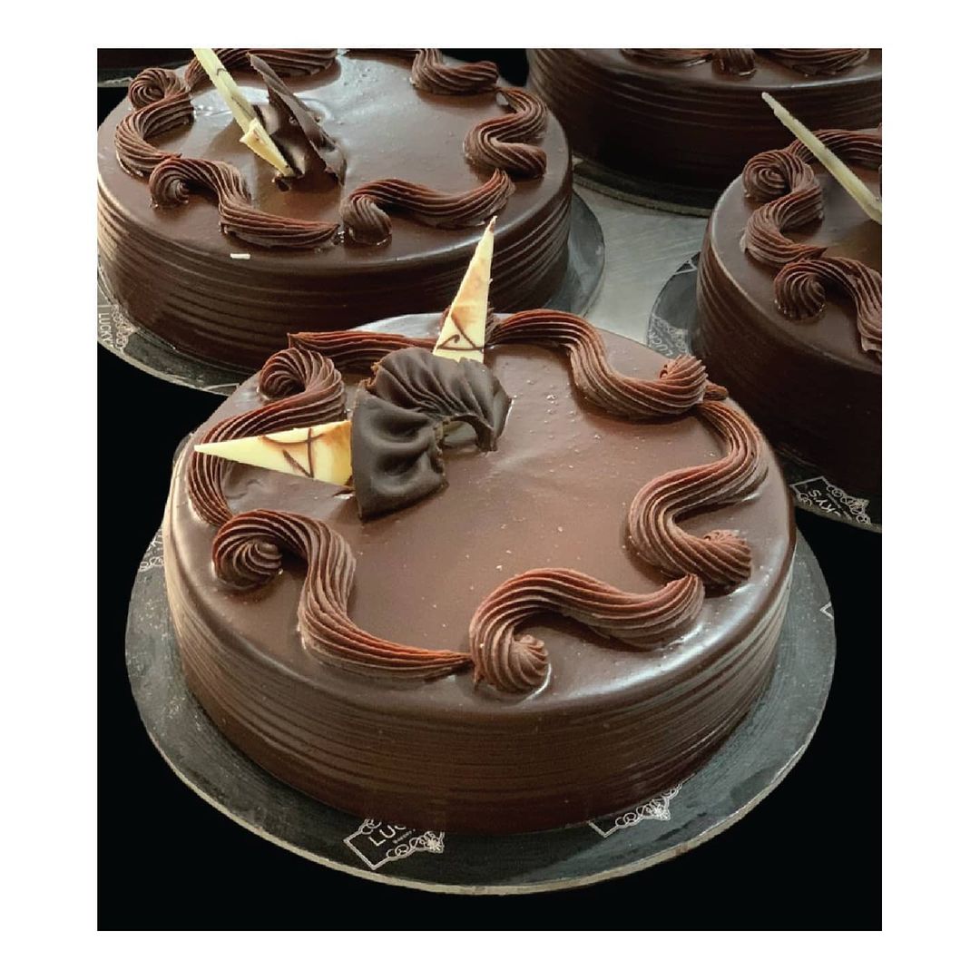 Unique Wedding Cake Flavor Ideas | Cake flavors, Birthday cake flavors, Cake  flavors list